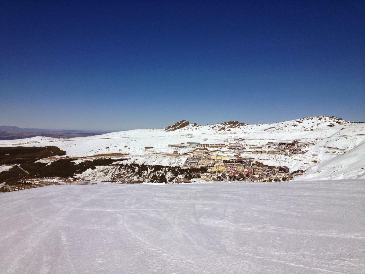 Comfortable Ski Apartment Close To Slopes And Chairlift Wifi&Parking เซียร์ราเนบาดา ภายนอก รูปภาพ